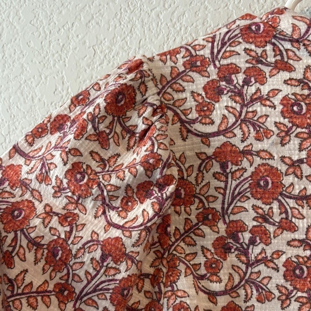 Wonderly Blouse with Floral Pattern and puff sleeves Small - Picture 7 of 7